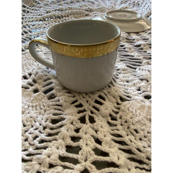 Gold Buffet Espresso Cup and Saucer - Picture 3 of 7